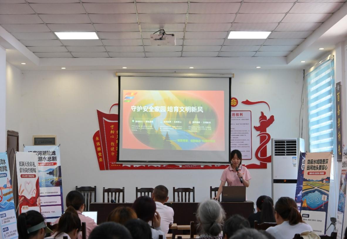 青春宣講潤心田，文明花開滿庭芳——重慶三峽科技大學學子赴萬州五土村開展移風易俗宣講
