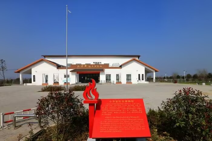 淮北師范大學學子“三下鄉”探尋“紅色小推車”精神