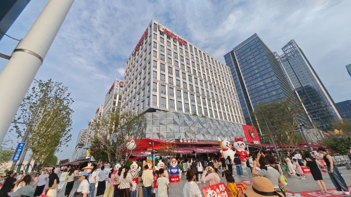 鄭州輕工業大學：走進蜜雪探黨建 感悟一線守初心