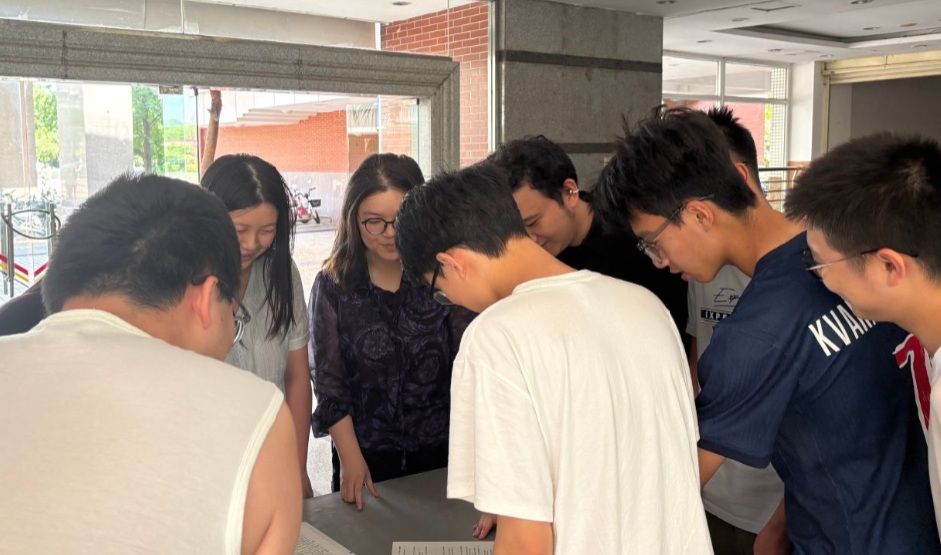  西南石油大學(xué)‘律橋行動(dòng)’暑期實(shí)踐：普法惠民，青春助力基層法治