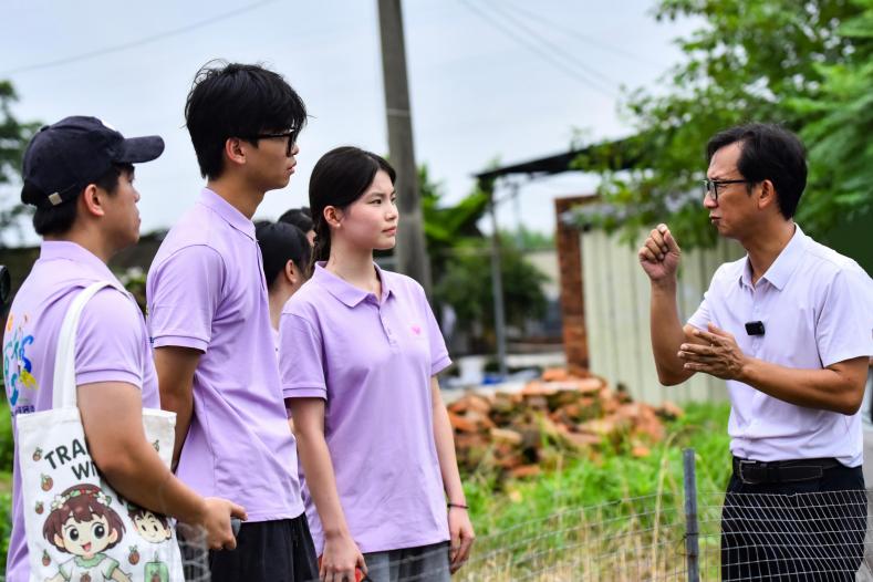知行踐初心 青春助振興——廣州商學院紫荊志愿服務隊暑期“三下鄉”深耕粵鄉一線