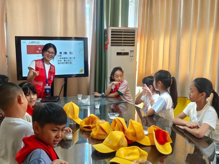 指尖傳愛，手語潤心 —— 圓夢支教隊手語課堂溫情開講