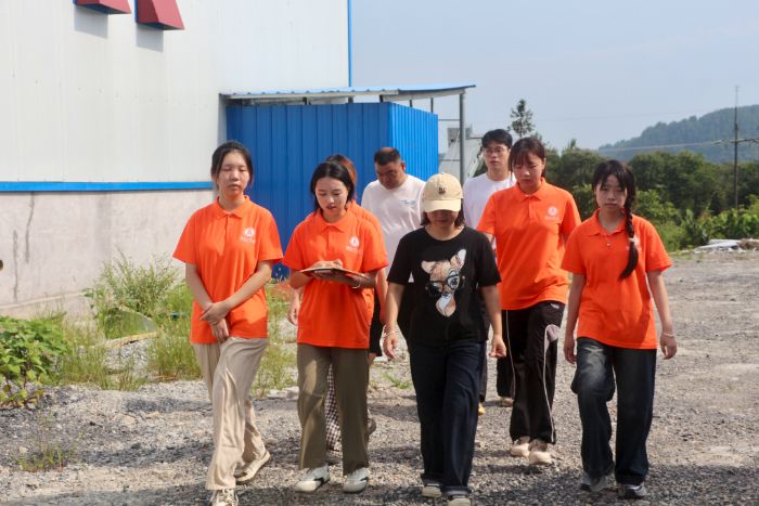 青春賦能振興路 文旅融合繪白溪 —湖南工商大學“望山”青禾服務隊赴白溪關村開展農(nóng)文旅融合調(diào)研