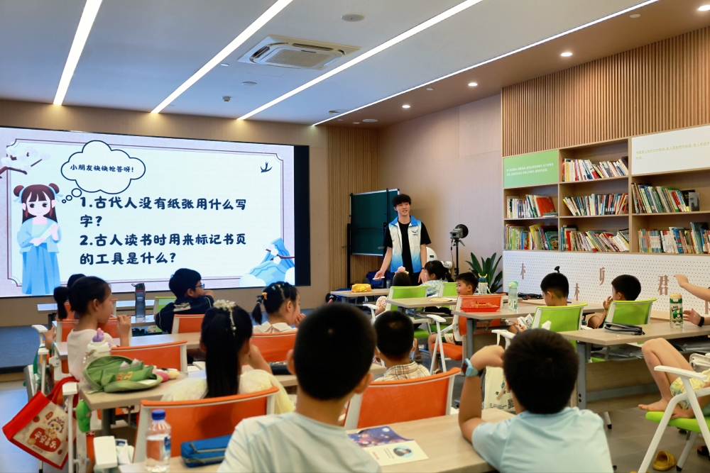一紙書簽發古韻 風鈴耕讀潤童心