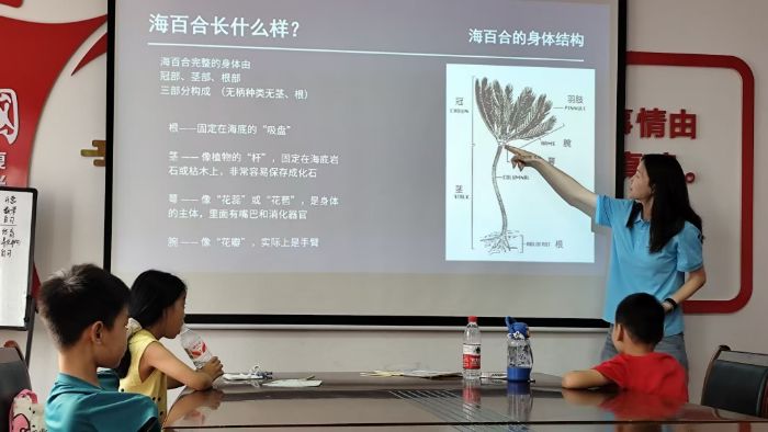 河海環(huán)境學(xué)院實(shí)踐團(tuán)赴迪莊村宣講海岸保護(hù)