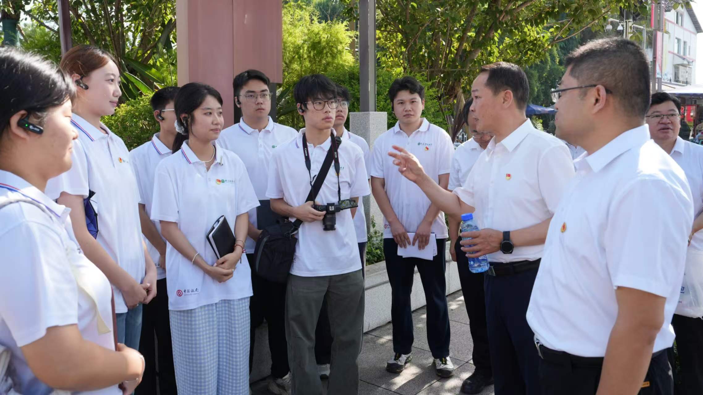 把思政課堂搬進偉人故里，把科研論文寫在礦山一線