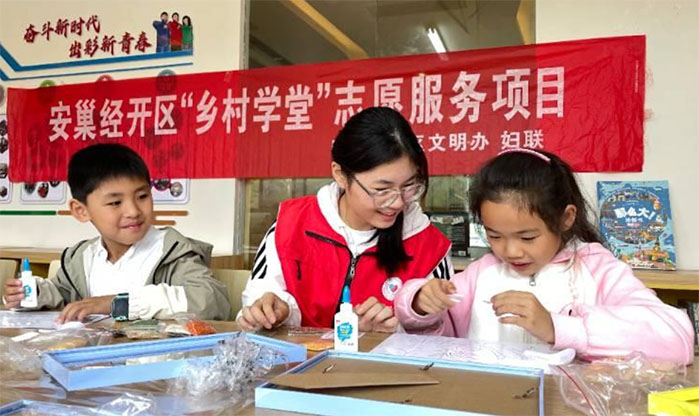 工商管理學院赴紫薇書院開展“情滿五谷，同享豐收”主題活動