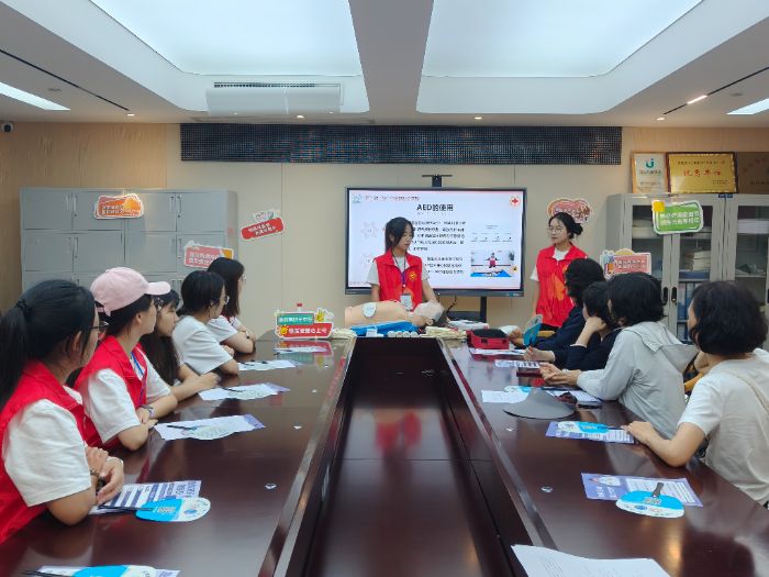 用腳步丈量社區(qū)，用初心記錄成長(zhǎng)