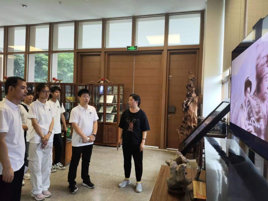 參觀羌族民俗博物館，領略民俗文化美麗