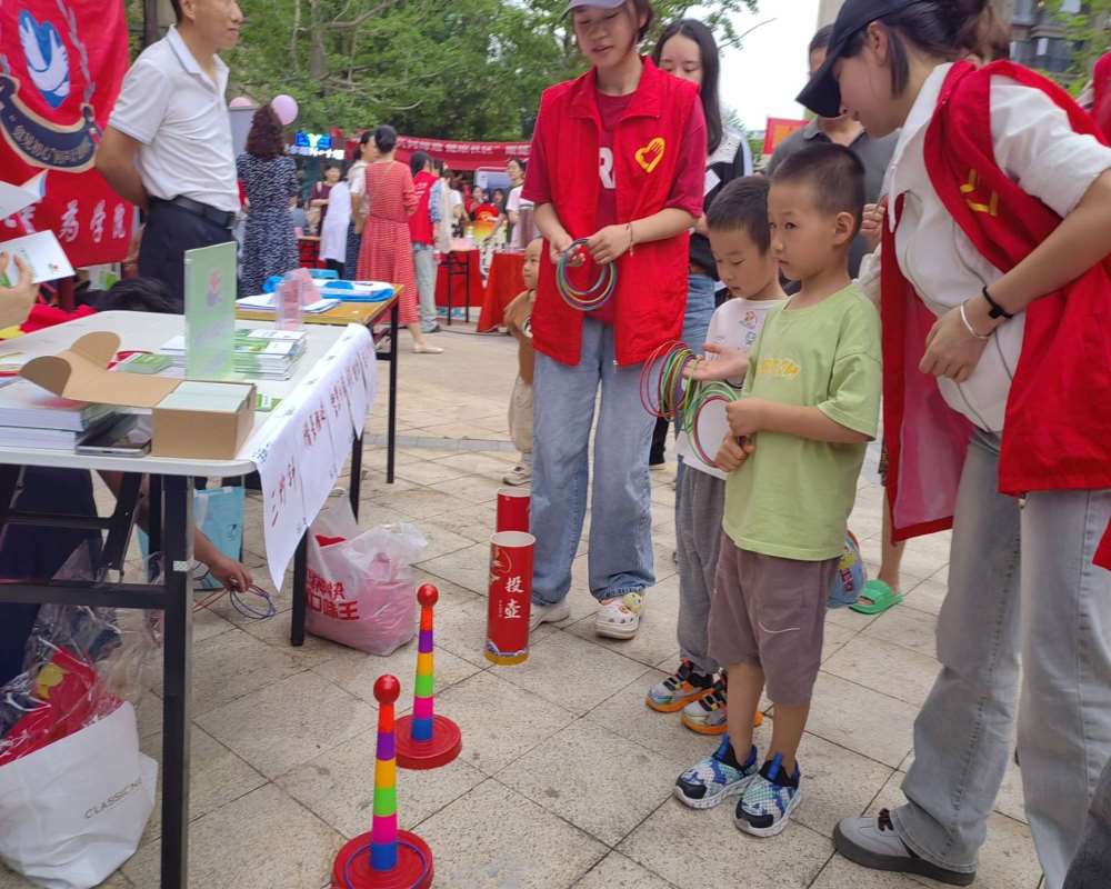 科普心理知識，走進社區
