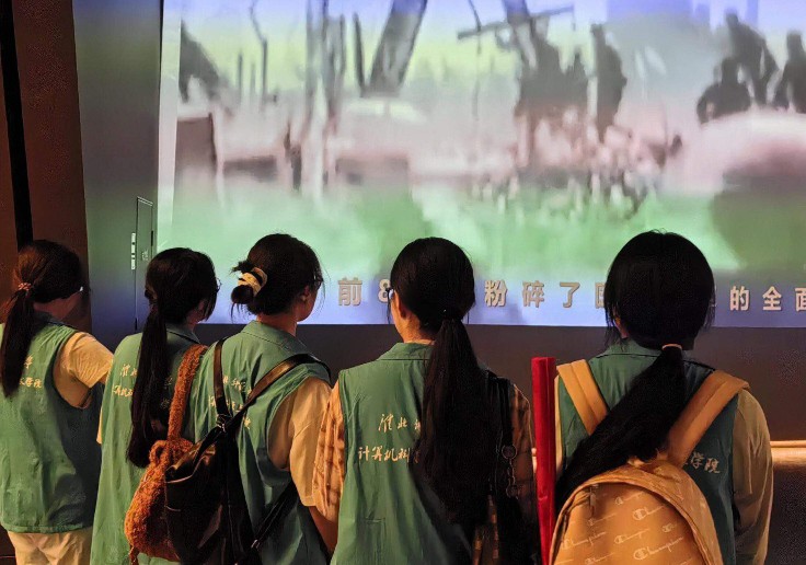 淮北師范大學三下鄉(xiāng)：“淮海印記·千年精神共鑄行”實踐團走進淮海戰(zhàn)役紀念館