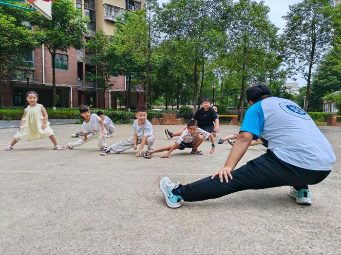 愛心托管班，溫暖孩子的小天地