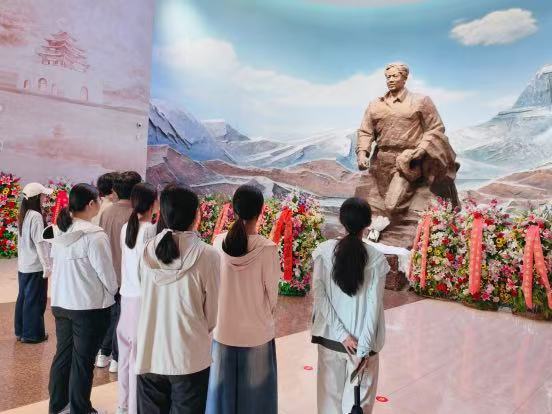 聊城大學醫學院追光紅色尋訪實踐隊開展暑期紅色主題社會實踐活動