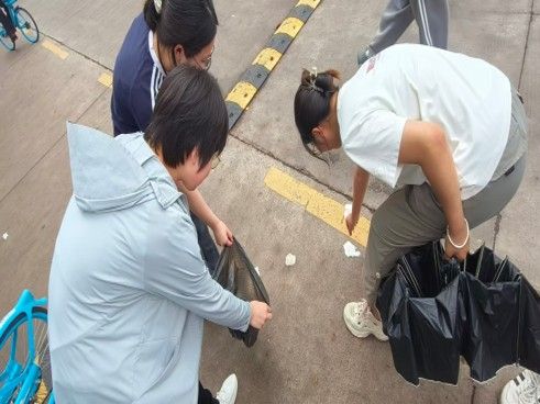 垃圾分類進鄉村，環保理念入人心——我校“綠色先鋒”實踐團圓滿完成暑期“三下鄉”活動