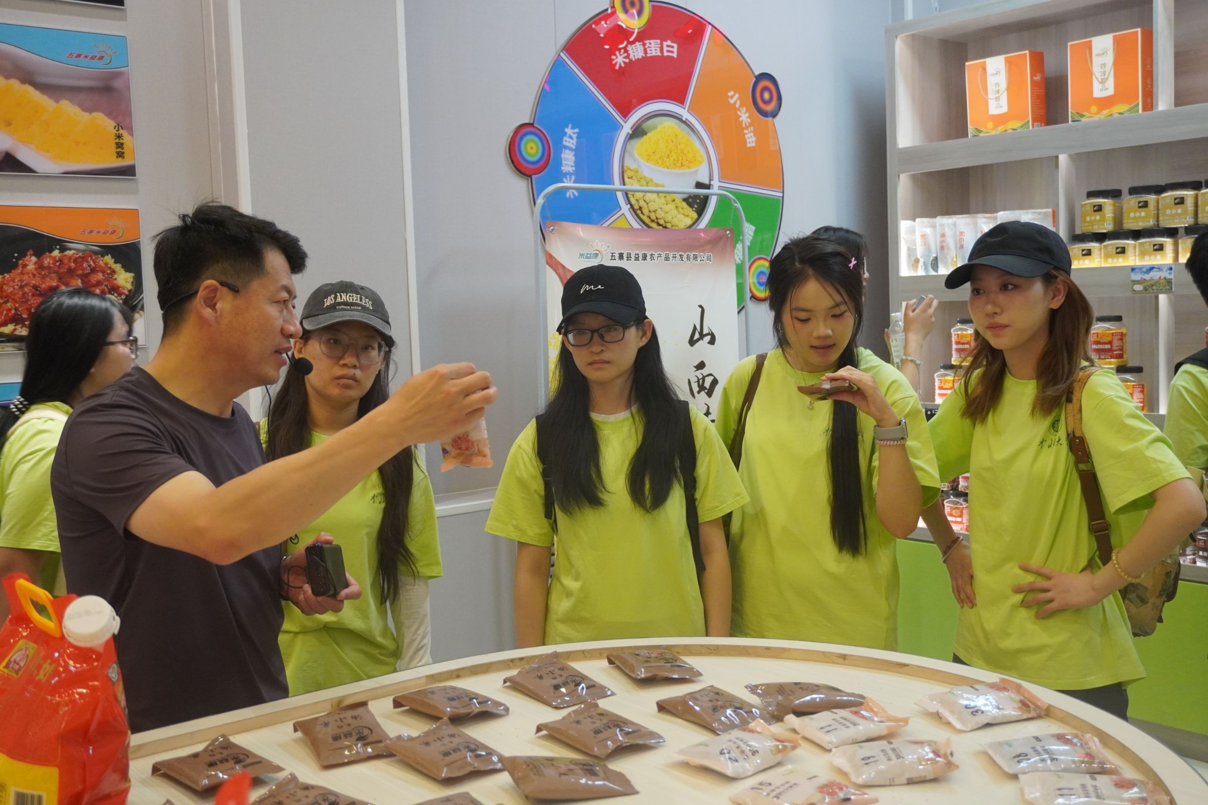 青春扎根五寨鄉土 電商升級助農效能——中北大學五寨鮮探甄選團