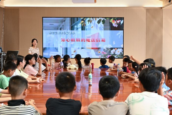 河海大學三下鄉：與壓力和解，與快樂同行——團隊開展心理健康主題課