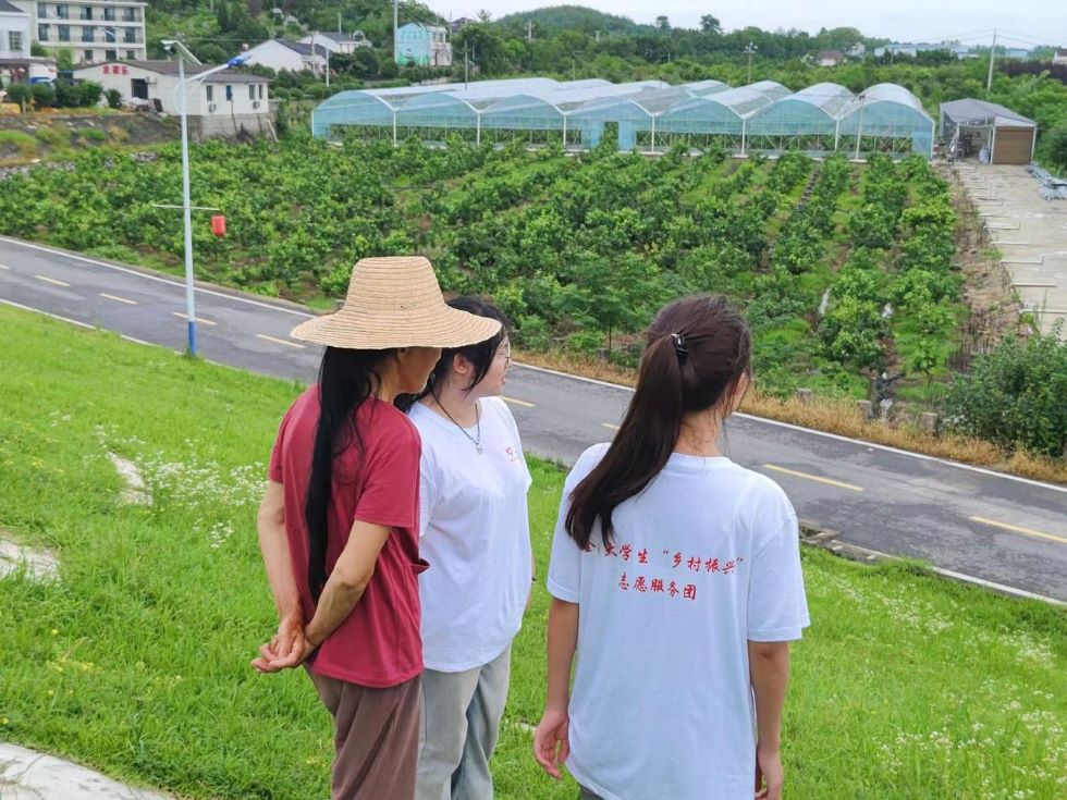 傾聽(tīng)鄉(xiāng)村聲 點(diǎn)亮振興路
