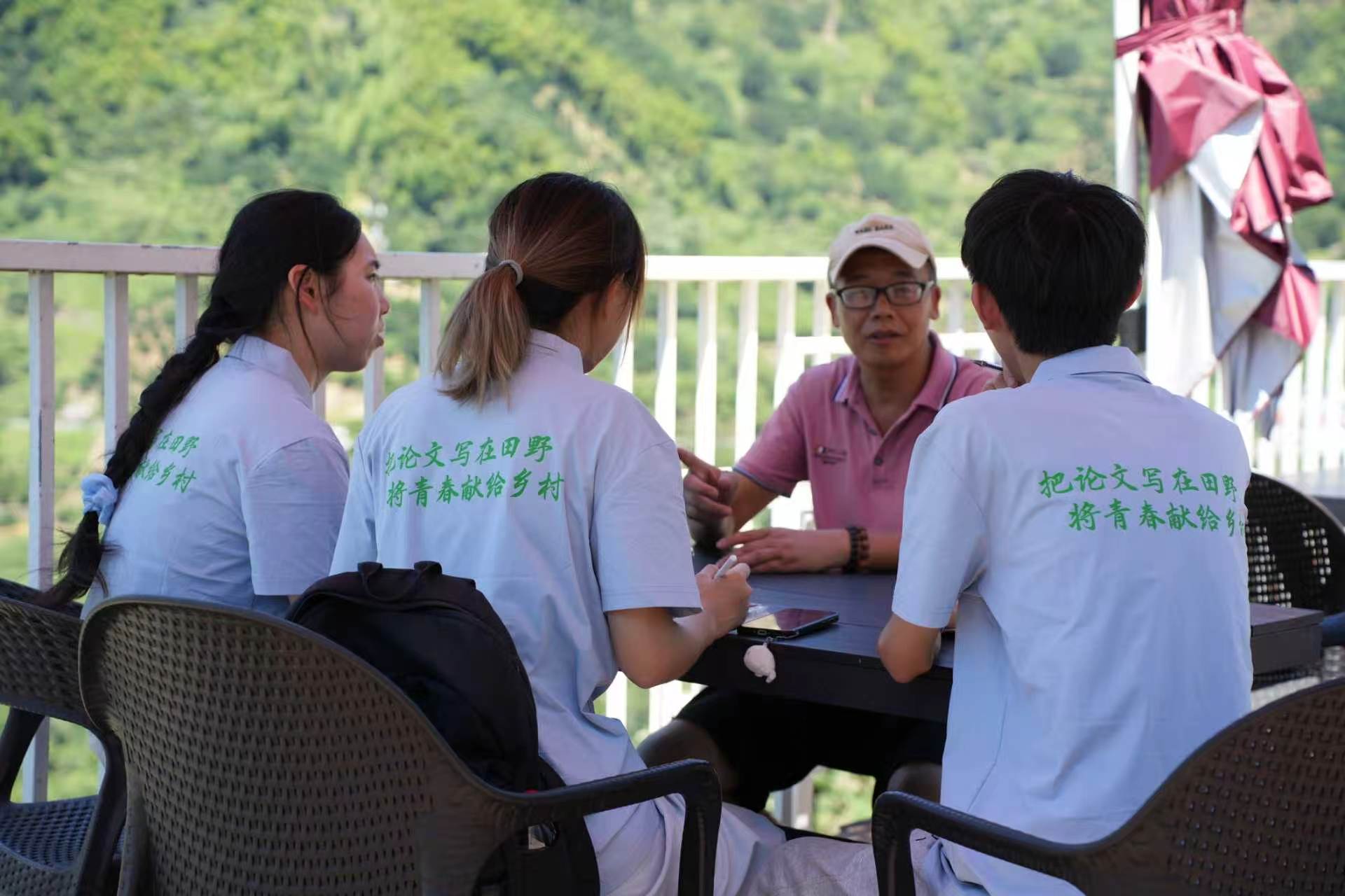 浙江農林大學“數藝鄉約”實踐團多線調研小昆村 深化數字賦能與文化挖掘
