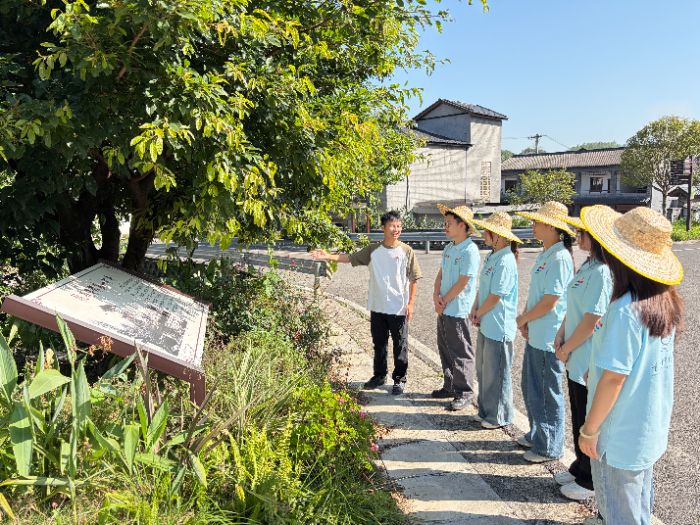 行走紅色礦井思政課 賡續(xù)奮斗初心助振興 ——“星耀南桐，語(yǔ)潤(rùn)?quán)l(xiāng)心”實(shí)踐團(tuán)沉浸式研學(xué)踐初心