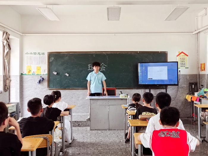 聲潤童心歌逐夢 語誦經典啟新知