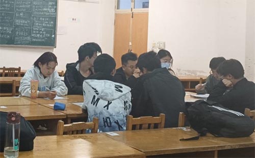 山東理工大學(xué)化學(xué)化工學(xué)院第三屆“化學(xué)表情包”設(shè)計大